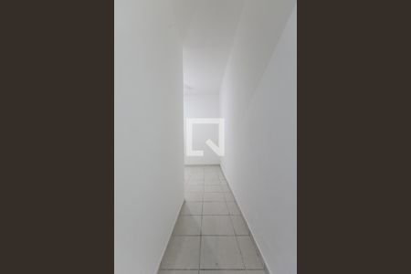 Corredor de casa para alugar com 1 quarto, 70m² em Vila Norma, São Paulo