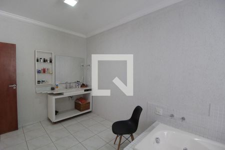 Casa para alugar com 402m², 3 quartos e 4 vagasBanheiro da Suíte 3