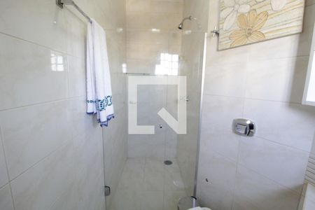 Casa para alugar com 402m², 3 quartos e 4 vagasBanheiro da Suíte 1