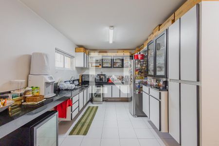 Apartamento à venda com 246m², 2 quartos e 2 vagasCozinha