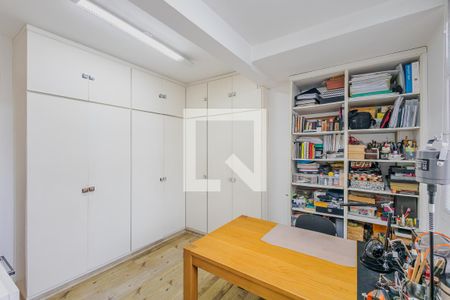 Apartamento à venda com 246m², 2 quartos e 2 vagasQuarto 2