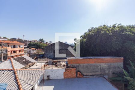 Vista do quarto 1 de casa de condomínio para alugar com 2 quartos, 45m² em Vila Santa Terezinha, Carapicuíba