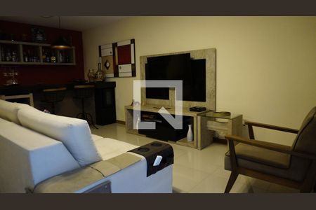 Sala de casa de condomínio à venda com 4 quartos, 177m² em Anil, Rio de Janeiro