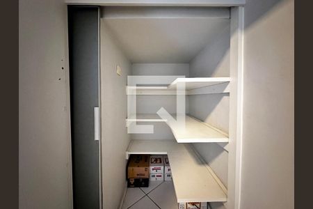 Casa à venda com 230m², 2 quartos e 1 vagaDespensa