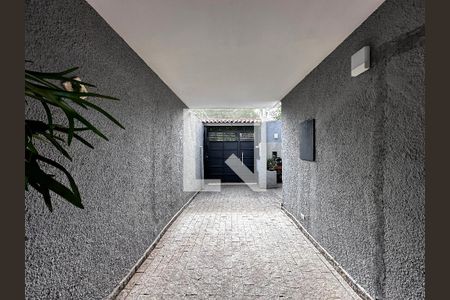 Casa à venda com 230m², 2 quartos e 1 vagaGaragem