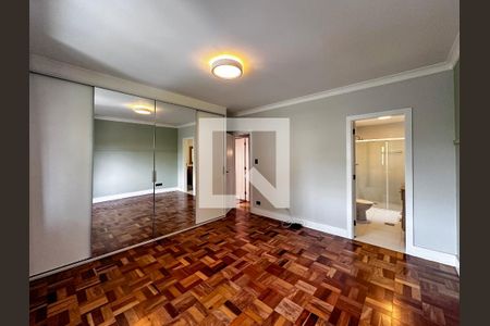 Casa à venda com 230m², 2 quartos e 1 vagaSuíte 2