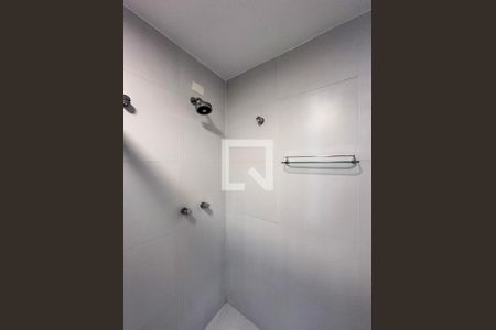 Casa à venda com 230m², 2 quartos e 1 vagaBanheiro Suíte 2