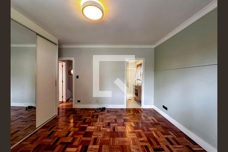 Casa à venda com 230m², 2 quartos e 1 vagaSuíte 2