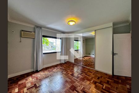 Casa à venda com 230m², 2 quartos e 1 vagaSuíte 2