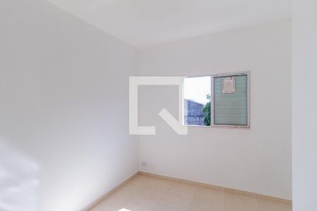 Quarto 1 de casa de condomínio para alugar com 2 quartos, 45m² em Vila Santa Terezinha, Carapicuíba