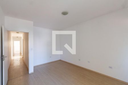 Casa para alugar com 120m², 3 quartos e 2 vagasSuíte 