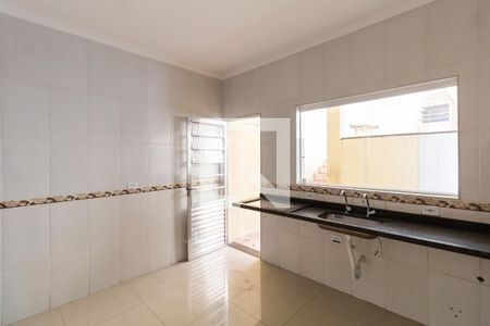 Casa para alugar com 120m², 3 quartos e 2 vagasCozinha 