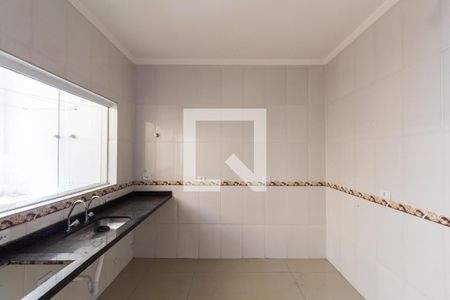 Casa para alugar com 120m², 3 quartos e 2 vagasCozinha 