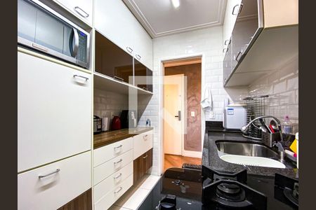 Apartamento à venda com 96m², 3 quartos e 2 vagasCozinha 