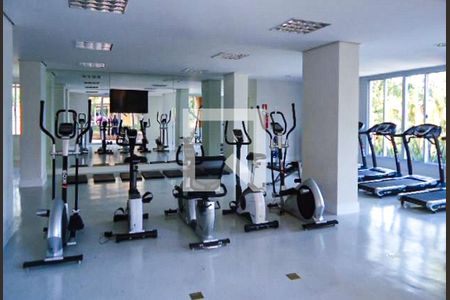 Apartamento à venda com 96m², 3 quartos e 2 vagas Apartamento à venda com 96m², 3 quartos e 2 vagasÁrea comum