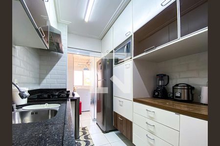 Apartamento à venda com 96m², 3 quartos e 2 vagasCozinha 