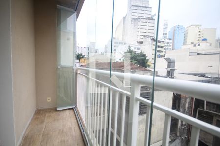 Varanda  de apartamento para alugar com 1 quarto, 30m² em Liberdade, São Paulo