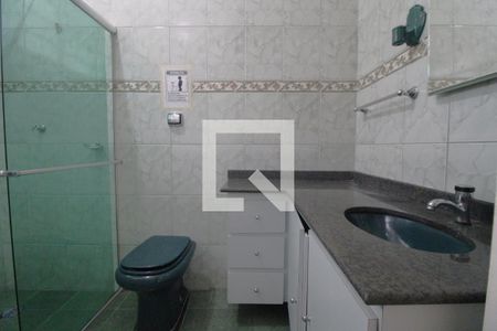 Casa para alugar com 300m², 2 quartos e 2 vagasBanheiro 2