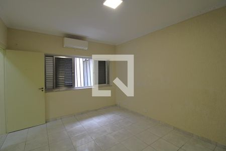 Casa para alugar com 300m², 2 quartos e 2 vagasQuarto 2