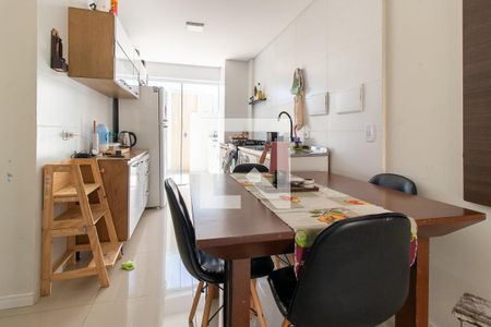 Apartamento para alugar com 68m², 2 quartos e 1 vaga Apartamento para alugar com 68m², 2 quartos e 1 vagaCozinha - Armários