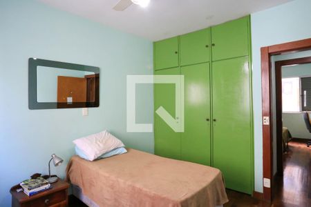 Apartamento à venda com 198m², 4 quartos e 3 vagas Apartamento à venda com 198m², 4 quartos e 3 vagasQuarto