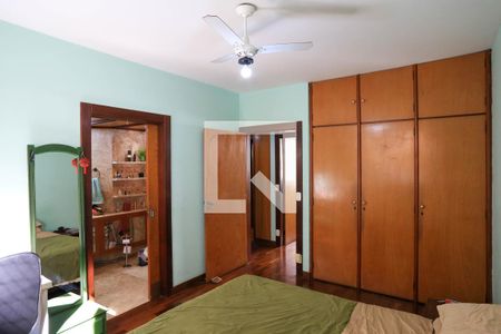 Apartamento à venda com 198m², 4 quartos e 3 vagas Apartamento à venda com 198m², 4 quartos e 3 vagasSuíte