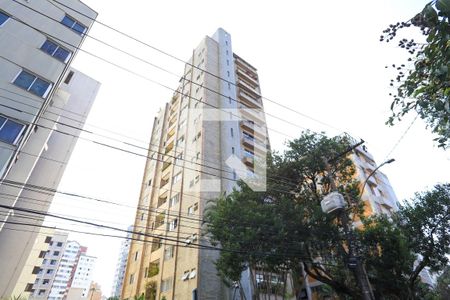Apartamento à venda com 198m², 4 quartos e 3 vagas Apartamento à venda com 198m², 4 quartos e 3 vagasFachada