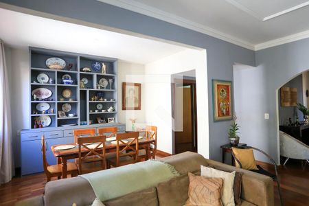 Sala de TV de apartamento à venda com 4 quartos, 198m² em Serra, Belo Horizonte