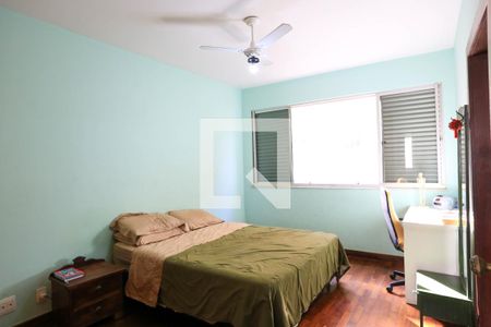 Apartamento à venda com 198m², 4 quartos e 3 vagas Apartamento à venda com 198m², 4 quartos e 3 vagasSuíte