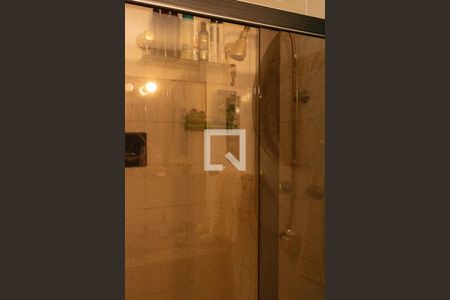 Apartamento à venda com 120m², 3 quartos e 1 vaga Apartamento à venda com 120m², 3 quartos e 1 vagaBanheiro da Suíte