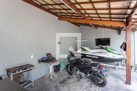 Casa à venda com 278m², 4 quartos e 6 vagasGaragem