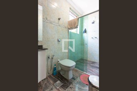 Banheiro Social de casa à venda com 4 quartos, 278m² em São João Batista, Belo Horizonte