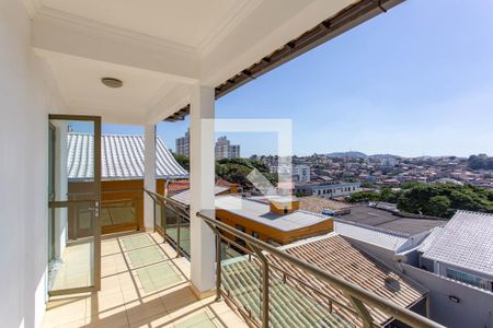 Casa à venda com 278m², 4 quartos e 6 vagasVaranda