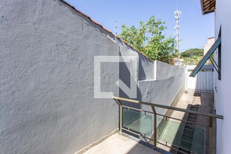 Casa à venda com 278m², 4 quartos e 6 vagasVaranda