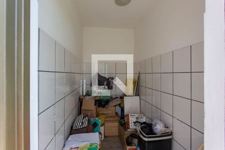 Casa à venda com 278m², 4 quartos e 6 vagasDespensa