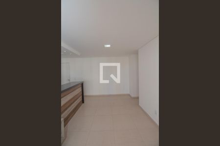 Sala de apartamento para alugar com 1 quarto, 65m² em Vila Paulo Silas, São Paulo