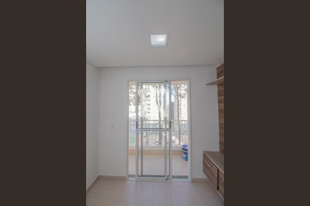 Sala de apartamento para alugar com 1 quarto, 65m² em Vila Paulo Silas, São Paulo