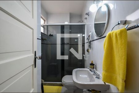 Banheiro de apartamento à venda com 1 quarto, 80m² em Grajaú, Rio de Janeiro