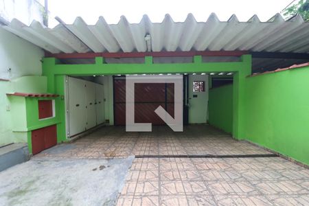 Garagem de casa para alugar com 3 quartos, 180m² em Vila Celeste, São Paulo