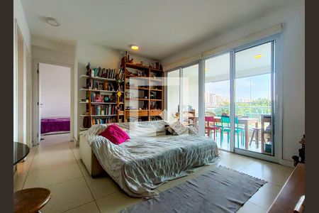 Sala de apartamento para alugar com 2 quartos, 69m² em Vila Anastácio, São Paulo