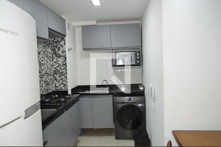 Apartamento à venda com 37m², 2 quartos e 1 vagaCozinha e Área de Serviço