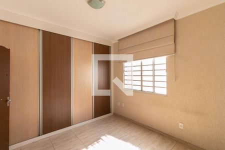 Casa à venda com 280m², 4 quartos e 4 vagasSuíte 3