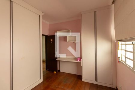 Suíte de casa à venda com 4 quartos, 280m² em Carlos Prates, Belo Horizonte