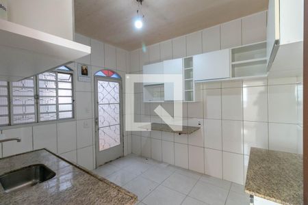 Casa à venda com 280m², 4 quartos e 4 vagasCozinha