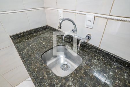 Apartamento para alugar com 55m², 2 quartos e sem vagaCozinha - Torneira
