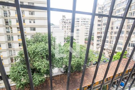 Apartamento para alugar com 55m², 2 quartos e sem vagaQuarto suite vista da janela