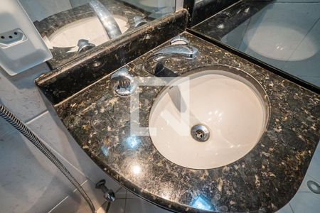Apartamento para alugar com 55m², 2 quartos e sem vagaQuarto suite - banheiro