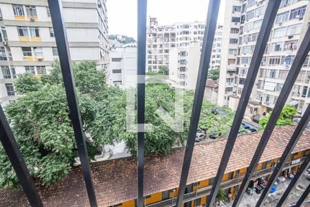 Vista da janela de apartamento para alugar com 2 quartos, 55m² em Lapa, Rio de Janeiro