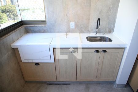 Apartamento à venda com 108m², 4 quartos e 2 vagasVaranda