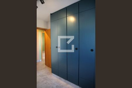 Apartamento à venda com 108m², 4 quartos e 2 vagasQuarto 3